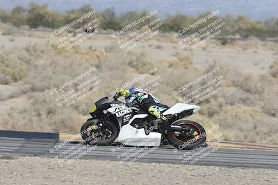 media/Dec-07-2025-CVMA (Sun) [[3e7d2de5dc]]/Race 9-Formula UL Shootout/